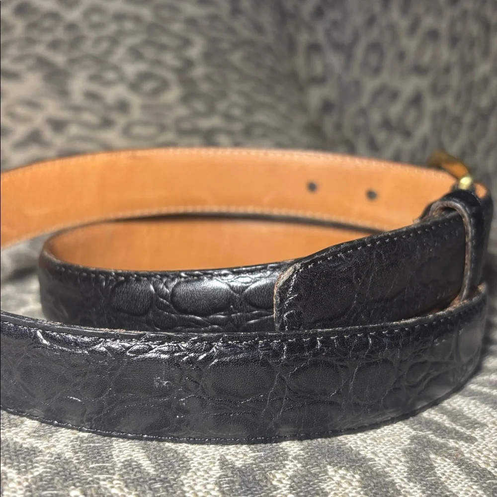 Vintage peterborough Row Black Leather Belt Gold Buckle alligator embossed 36